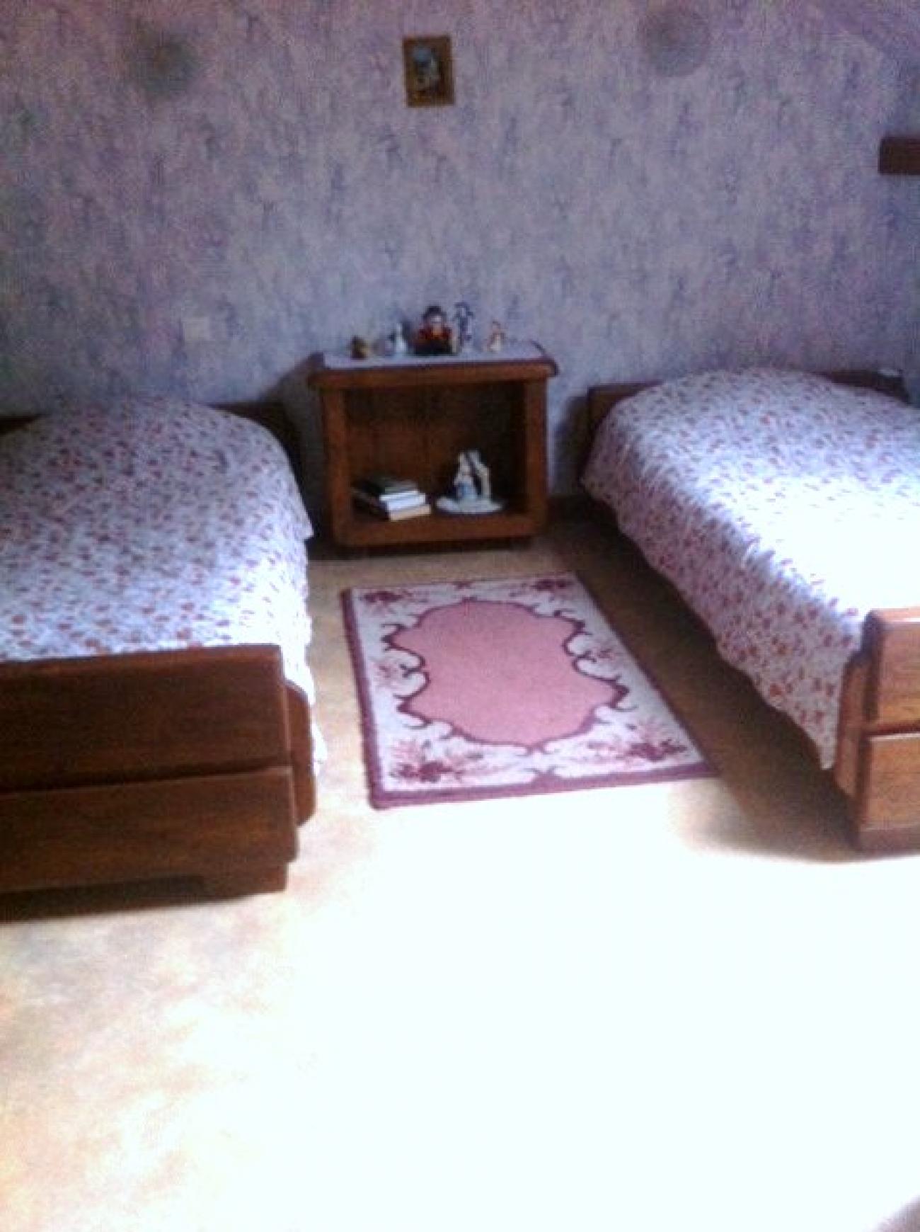 c8b_Chambre 2, etage.JPG